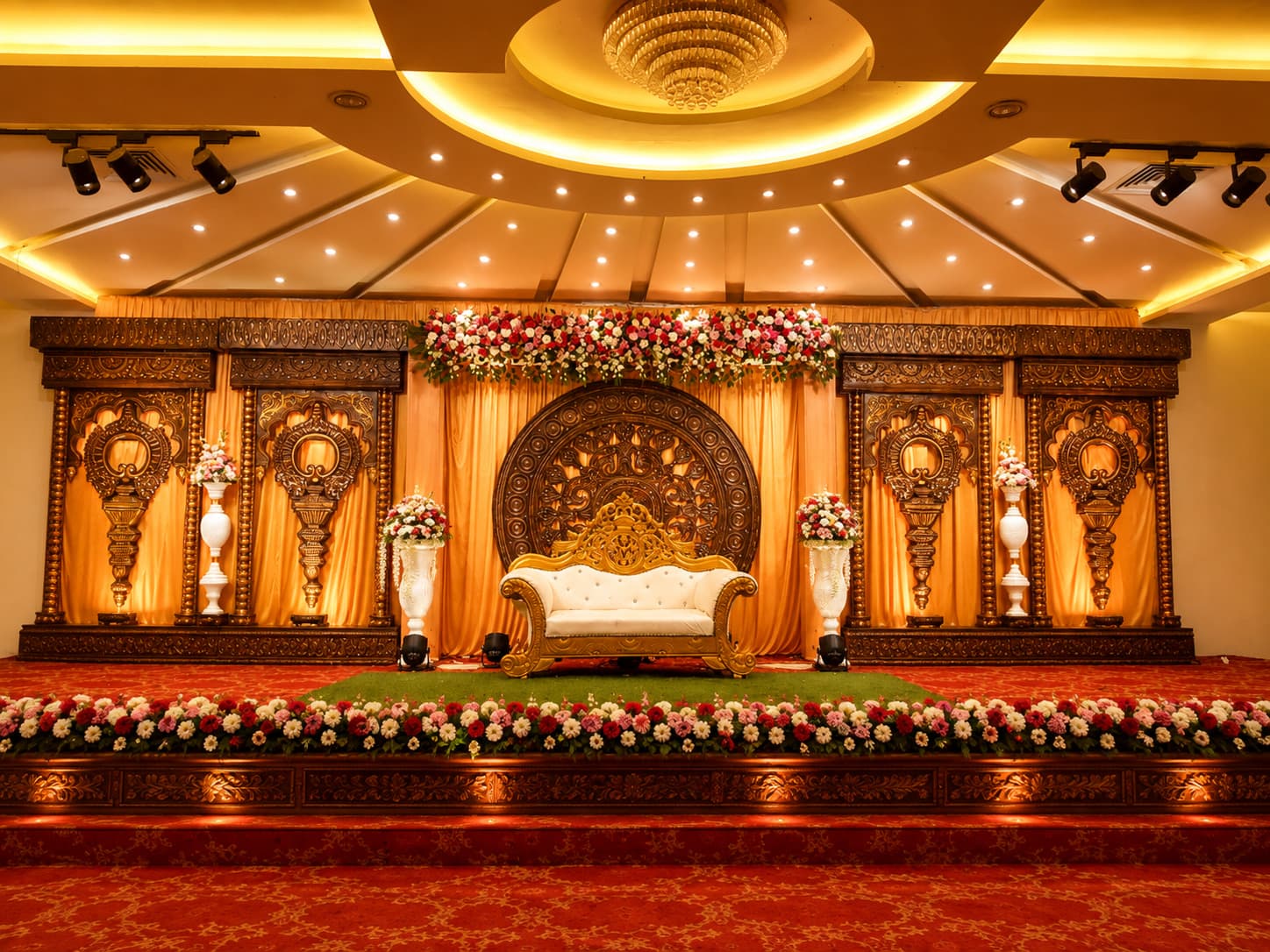Grand Wedding Stage Setup